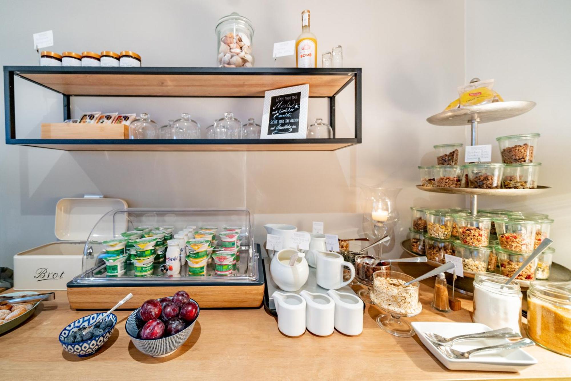 Bodenseezeit Apartmenthotel Garni ลินเดา ภายนอก รูปภาพ